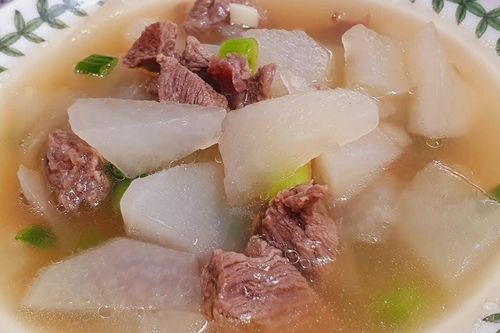 Hướng dẫn cách nấu canh thịt bò củ cải