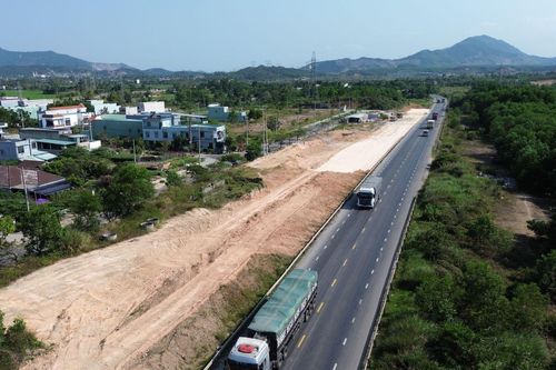 Vì sao chưa bàn giao mặt bằng dự án cao tốc Hòa Liên-Túy Loan?