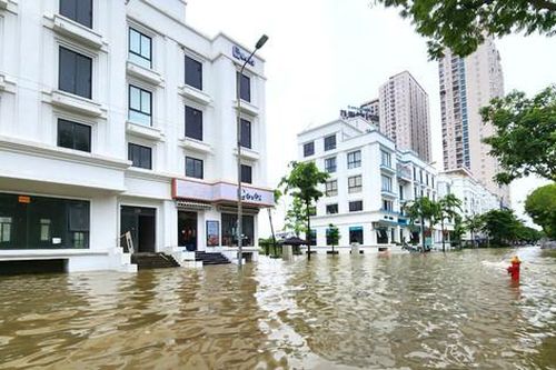 Thoát nước cho các khu đô thị phía Tây Hà Nội: Vẫn chờ giải pháp căn cơ...