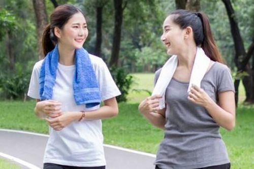 5 lý do đi bộ giúp ngủ ngon