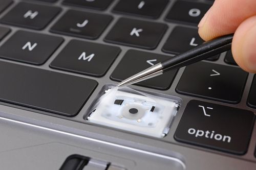 Apple vẫn mất tiền vì thiết kế từ 10 năm trước