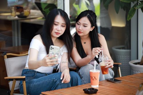 Người trẻ Việt lương 5-10 triệu đồng/tháng đi cà phê nhiều nhất