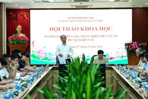 Tham quan Hà Nội 'phải đến' Hồ Tây