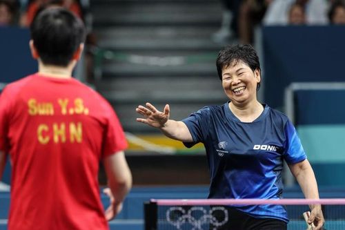 'Bà ngoại chơi bóng bàn' cười tươi như hoa dù bị loại ở Olympic, lý do phía sau khiến dân mạng thực sự xúc động