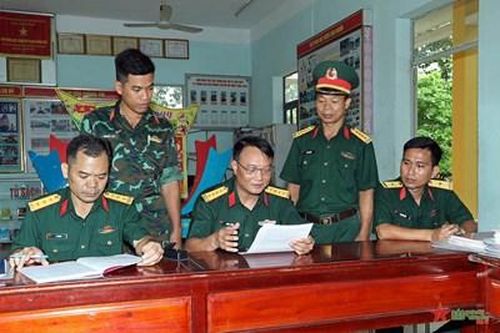 Đảng ủy Quân đoàn 4 kiểm tra thực hiện Quy chế dân chủ cơ sở tại các đơn vị