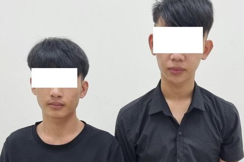 'Báo thủ' gặp 911