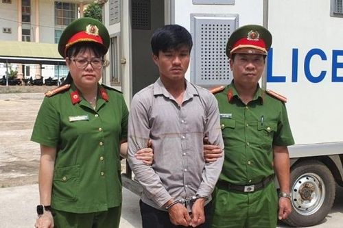 'Thổ địa' bị đâm trọng thương