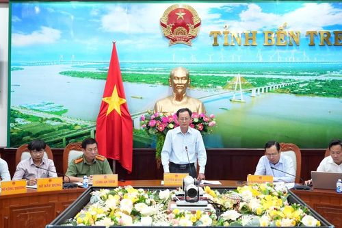 Bến Tre: Phân công cán bộ theo dõi sát xử lý rác thải, không để phát sinh điểm nóng ô nhiễm môi trường