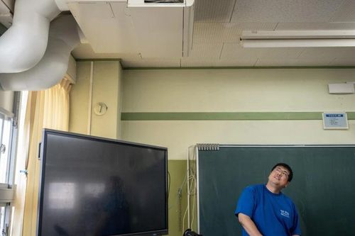 Học sinh Nhật Bản 'chật vật' vì nắng nóng