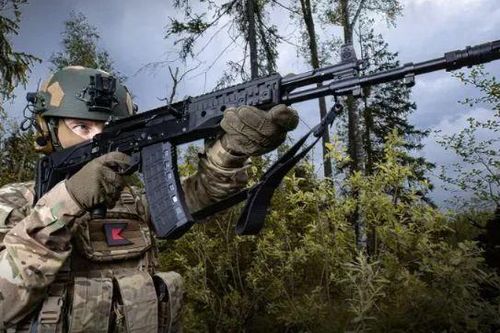 Tăng cường sức mạnh với lô súng trường AK-12 mới
