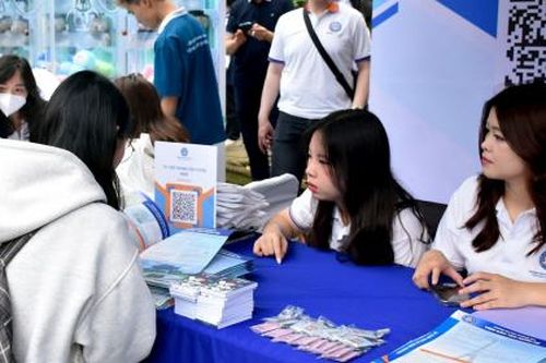 Hoàn tất thanh toán lệ phí xét tuyển, Bộ Giáo dục và Đào tạo tiến hành lọc ảo từ 13/8