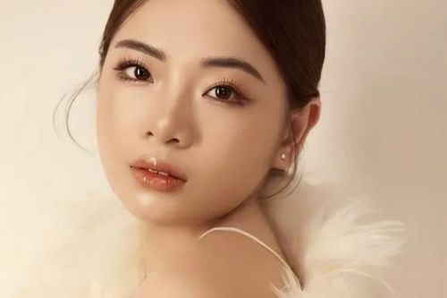 Ca sĩ Hà Thu Hằng: 'Em rất hạnh phúc, vinh dự khi nhận giải Nhất cuộc thi âm nhạc trẻ tại Trung Quốc'