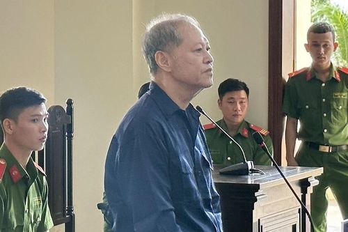 Hoãn xử vụ cựu phó chủ tịch huyện gây thiệt hại ngân sách nhà nước
