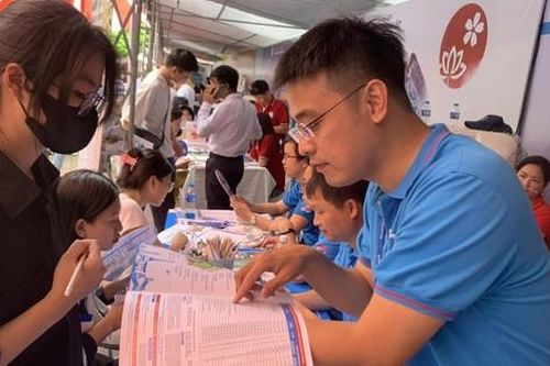 Tuyển sinh ĐH năm 2024: Nguyện vọng nhóm ngành Sư phạm tăng đột biến