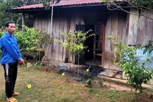 Anh trai đốt nhà em gái, bắn em rể trọng thương