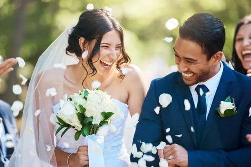 Kết hôn sớm hay muộn tốt hơn, độ tuổi nào là tốt nhất?