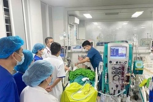 Ngộ độc khí nguy kịch trong bể ngâm thực phẩm