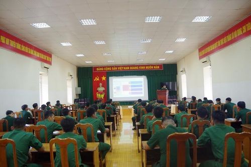 VKSQS Quân khu 7 tuyên truyền, phổ biến giáo dục pháp luật