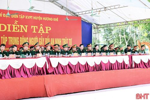 Ấn tượng màn thực binh diễn tập phòng thủ huyện Hương Khê