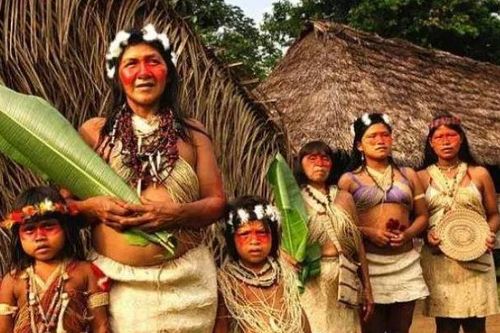 Bộ tộc 'sa đọa' nhất thế giới: Phụ nữ ăn mặc đẹp ra ngoài kiếm tiền, đàn ông chỉ cần 'ngồi mát ăn bát vàng'!