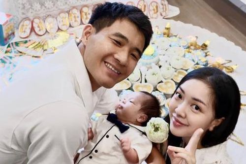 Gia đình Hà Đức Chinh tổ chức tiệc đầy tháng cho con đầu lòng