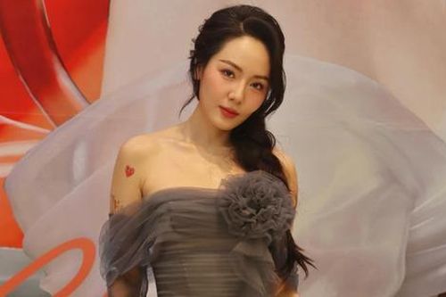 Ca sĩ Phương Linh đổi nghệ danh mới?
