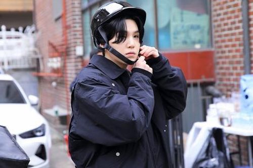 Suga (BTS) chính thức xin lỗi