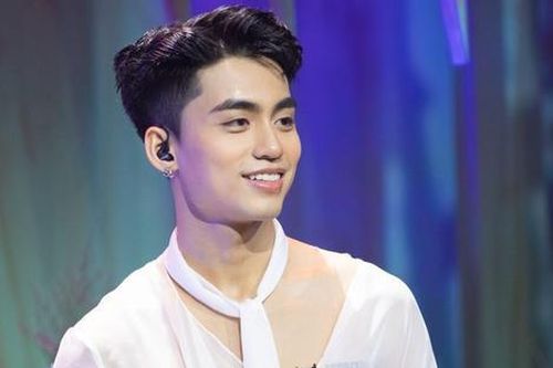 Cô gái được ca sĩ MONO yêu là ai?