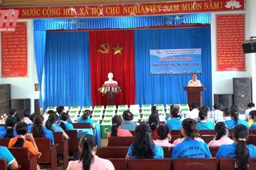 Vĩnh Lộc: Ra mắt mô hình 'Phân loại, xử lý rác thải tại hộ gia đình'