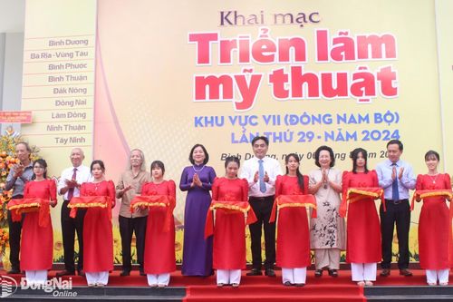 Khai mạc Triển lãm Mỹ thuật Đông Nam Bộ năm 2024
