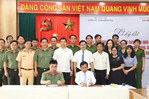 Báo Đồng Nai và Công an tỉnh ký kết quy chế phối hợp