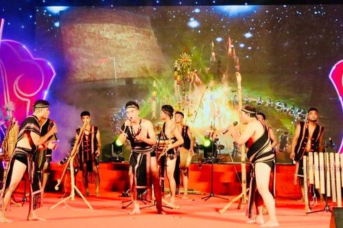 Hội thi diễn xướng dân gian văn hóa các dân tộc toàn quốc: Gia Lai giành 1 huy chương vàng và 3 huy chương bạc