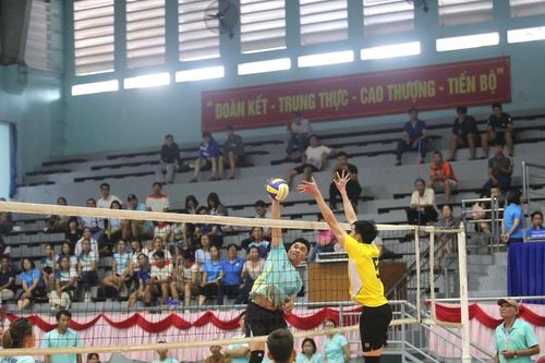 Thị xã An Khê vô địch Giải bóng chuyền của Liên đoàn Lao động tỉnh Gia Lai