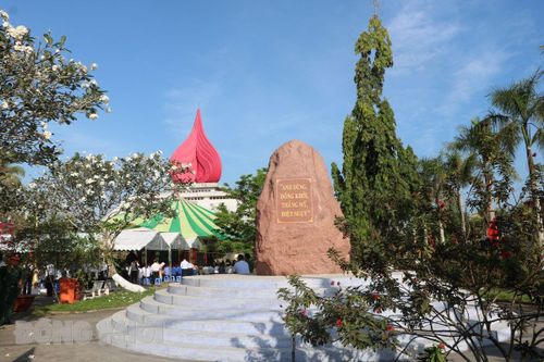 Tập trung phát triển du lịch văn hóa