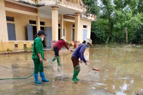 Hà Nội: Ngập lụt chấm dứt, người dân dần ổn định cuộc sống