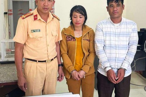 Tóm gọn 'cặp đôi' vận chuyển trái phép chất ma túy