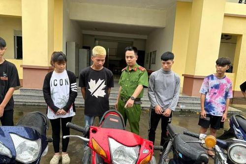 Bắt nhóm trộm xe máy tuổi teen