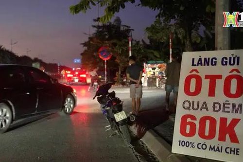 Nhịp sống ở 'làng trông xe'