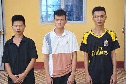 Cuộc truy lùng 3 tên cướp trên xa lộ