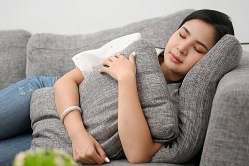 Khám phá lợi ích của cách ngủ 'Tý - Ngọ'