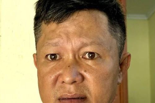 Trộm biển báo giao thông, Hạt phó Hạt Quản lý đường bộ bị bắt