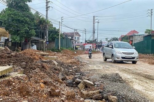 Thi công thiếu biện pháp an toàn tỉnh lộ 414C: Nhà thầu nói là do bị mất cắp