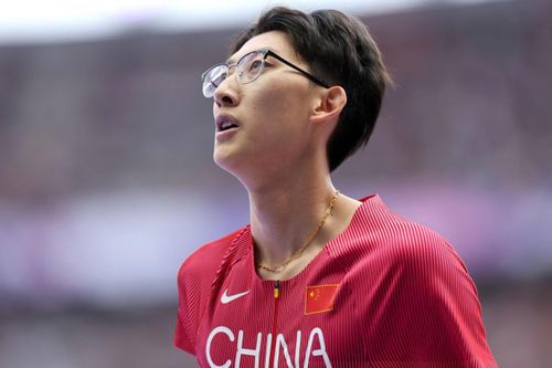 'Người bay đeo kính' Trung Quốc gây sốt ở Olympic