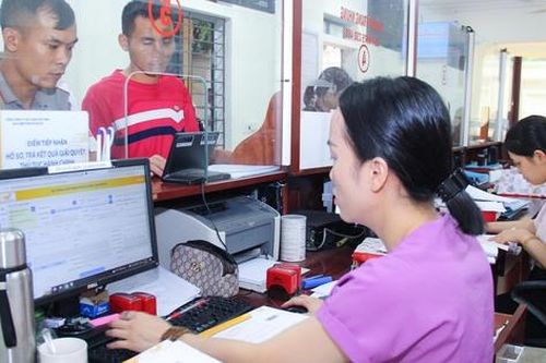 Quy định mới về TỶ LỆ NGẠCH CÔNG CHỨC áp dụng từ 15/8/2024