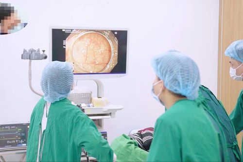 Cần tầm soát sớm khi có người thân mắc ung thư đại tràng