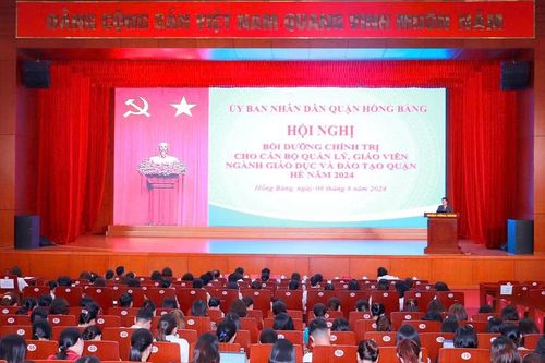 Hải Phòng: Bồi dưỡng lý luận chính trị hè năm 2024 cho cán bộ, giáo viên