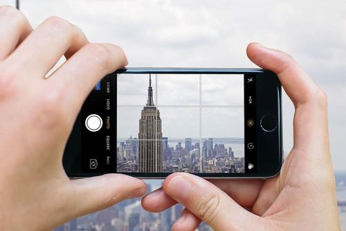 Bật lưới camera iPhone đơn giản và dễ thực hiện nhất