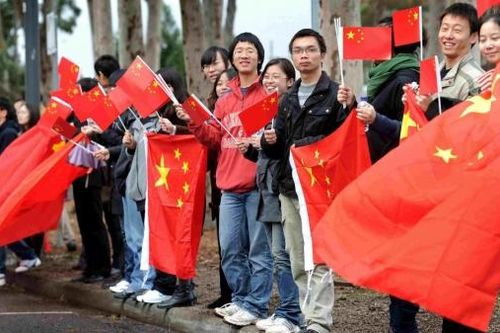 Lo ngại xu hướng suy giảm tỷ lệ kết hôn và sinh con ở đất nước tỷ dân