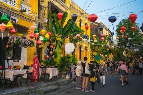 Việt Nam vào top 10 điểm đến an toàn nhất châu Á năm 2024