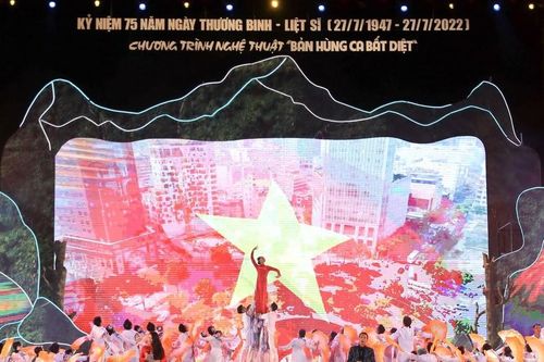 Chương trình đặc biệt 'Bản hùng ca bất diệt' kỷ niệm 70 năm Ngày ký Hiệp định Geneve